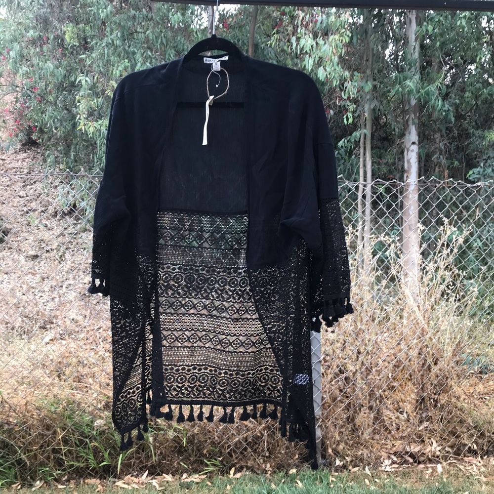 Beach Cover-up- Black lacy, lightweight Sz M- NWT